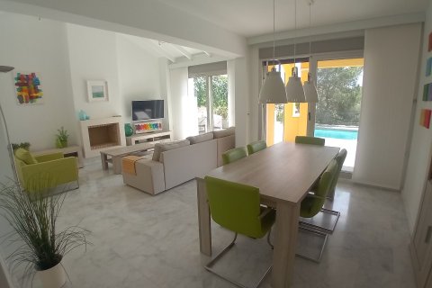 Villa in vendita Algorfa, Alicante, Spagna 4 camere da letto, 150 mq. N° 139824 - foto 4