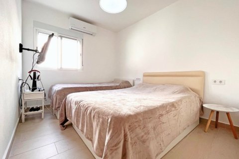 Radhus till salu Alicante, Spanien 2 sovrum, 85 kvm. Nr. 139821 - foto 9