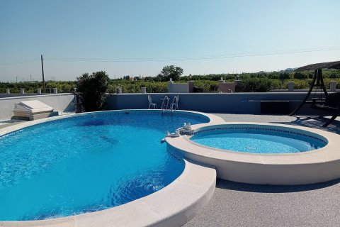 Villa à vendre Jacarilla, Alicante, Espagne, 5 chambres, 200 m2 No. 139825 - photo 2