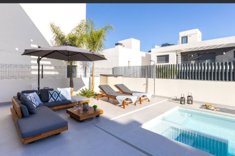 Huvila myytävänä Algorfa, Alicante, Espanja, 3 makuuhuonetta, 150 m2 No. 139826 - kuva 3