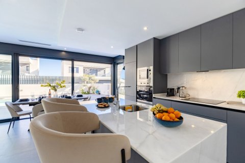 Huvila myytävänä Algorfa, Alicante, Espanja, 3 makuuhuonetta, 150 m2 No. 139826 - kuva 11