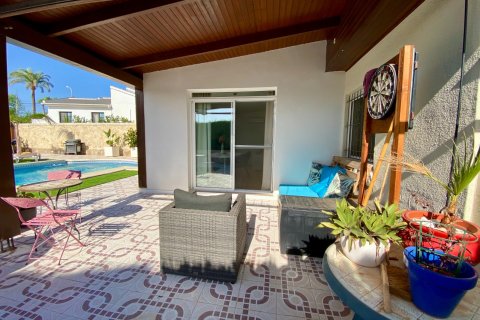 Villa for sale in Ciudad Quesada, Alicante, Spain 4 bedrooms, 250 sq.m. No. 137729 - photo 13