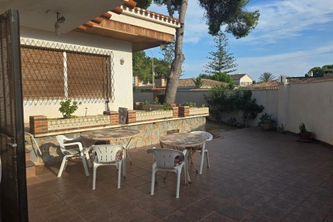 Villa en venta Dehesa De Campoamor, Alicante, España 7 dormitorios, 230 m2 No. 137728 - foto 11