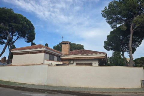 Villa en venta Dehesa De Campoamor, Alicante, España 7 dormitorios, 230 m2 No. 137728 - foto 5