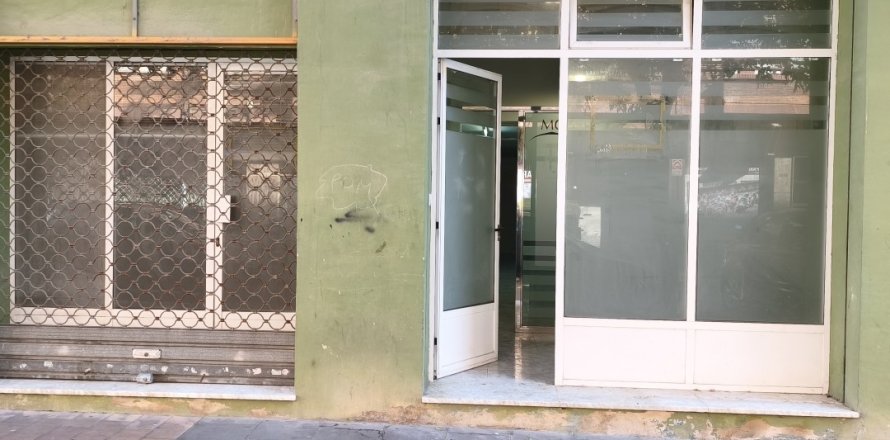 Commercial property in Gandia, Valencia, Spain 105 sq.m. No. 193464