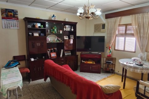 Продажа дома в Экия, Севилья, Испания 2 спальни, 116м2 №193462 - фото 9