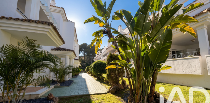 Apartamento en Marbella, Málaga, España 3 dormitorios, 144 m2 No. 193465