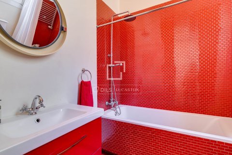 Huoneisto myytävänä Barcelona, Espanja, 7 makuuhuonetta, 389 m2 No. 192778 - kuva 26
