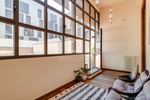 Huoneisto myytävänä Barcelona, Espanja, 7 makuuhuonetta, 389 m2 No. 192778 - kuva 25