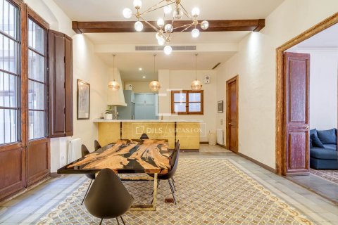 Huoneisto Barcelona, Espanja 7 makuuhuonetta, 389 m2 No. 192778