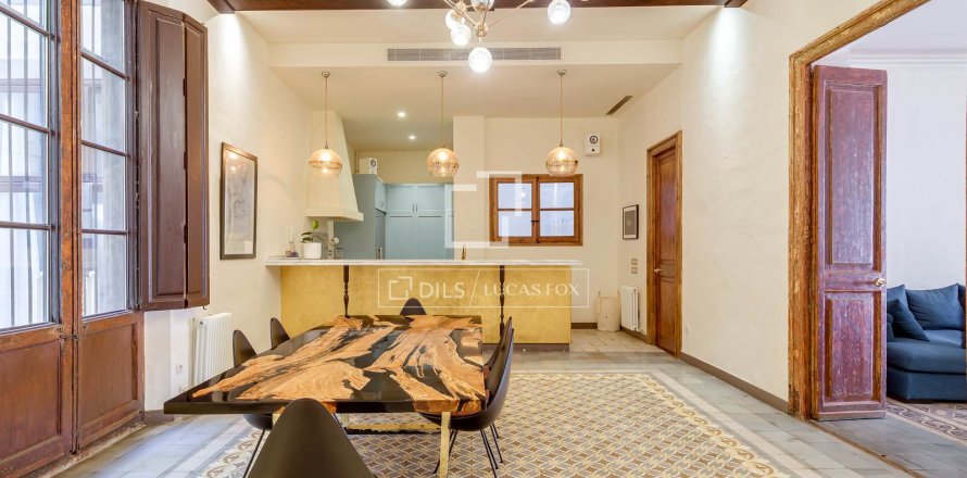 Huoneisto Barcelona, Espanja 7 makuuhuonetta, 389 m2 No. 192778