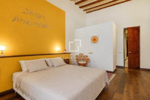 Huoneisto myytävänä Barcelona, Espanja, 7 makuuhuonetta, 389 m2 No. 192778 - kuva 19