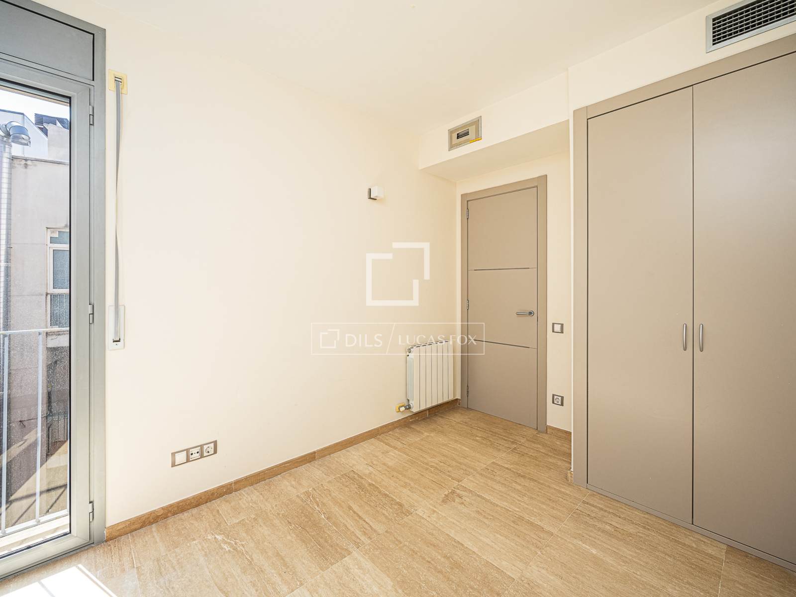 Penthouse w Barcelona, Hiszpania 3 sypialnie, 101 mkw. nr 192783