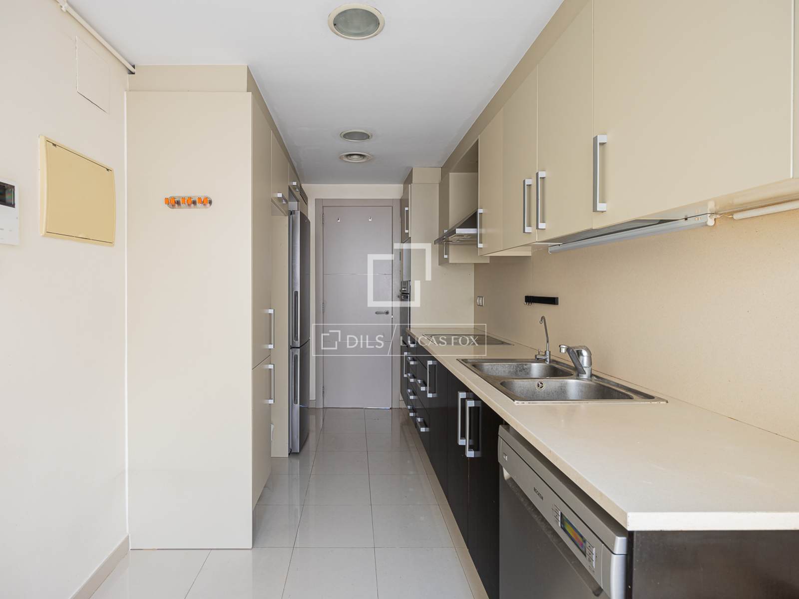 Penthouse w Barcelona, Hiszpania 3 sypialnie, 101 mkw. nr 192783