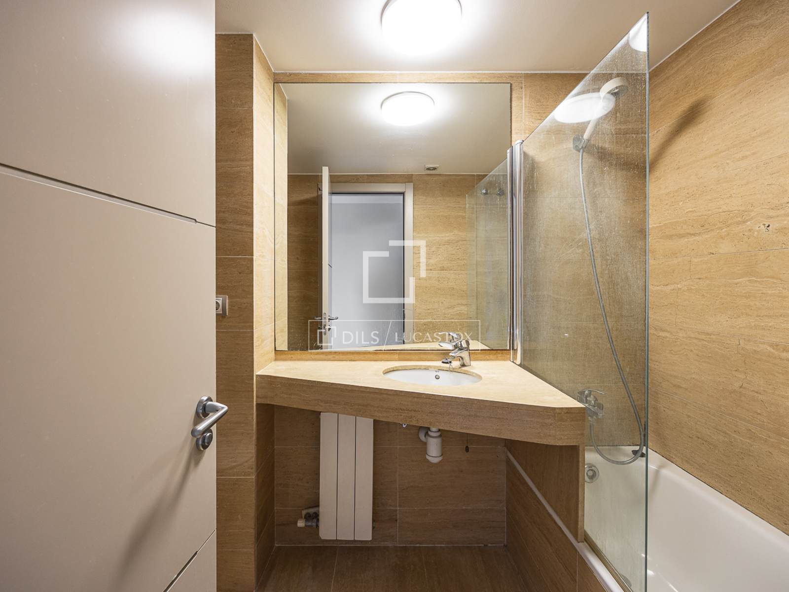 Penthouse w Barcelona, Hiszpania 3 sypialnie, 101 mkw. nr 192783