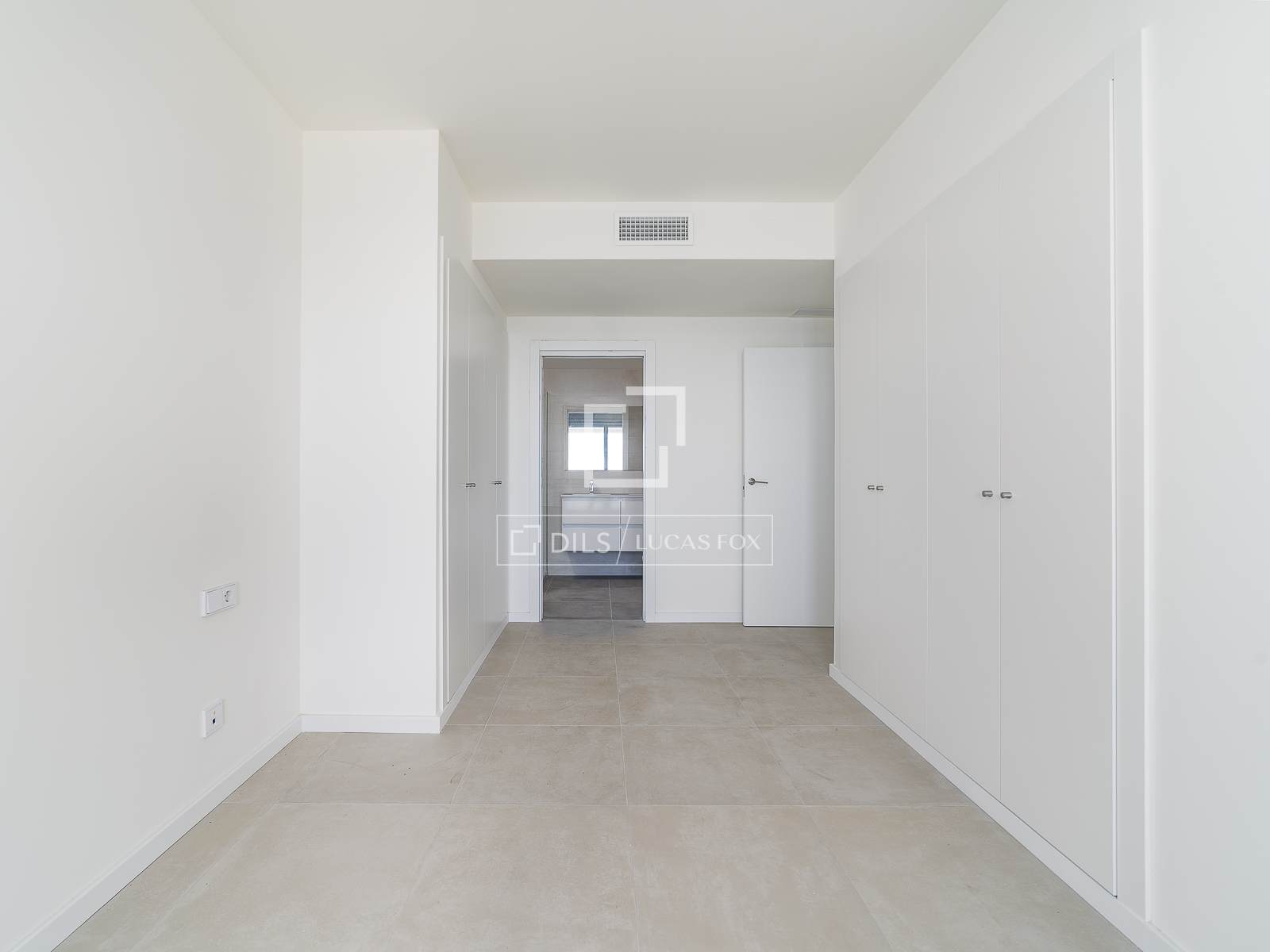 Wohnung in Barcelona, Spanien 3 Schlafzimmer, 93 m2 Nr. 192780