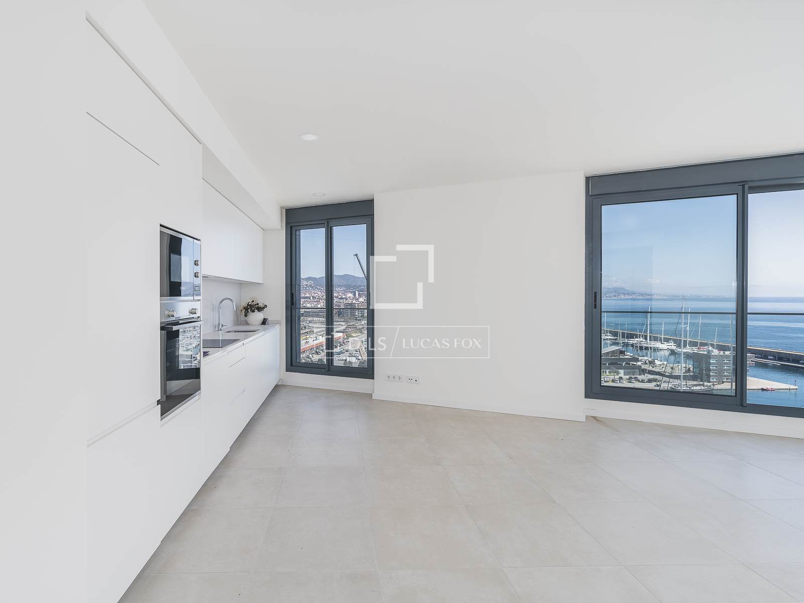 Wohnung in Barcelona, Spanien 3 Schlafzimmer, 93 m2 Nr. 192780