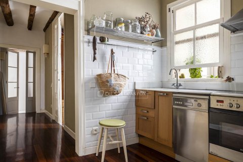 Huoneisto myytävänä Barcelona, Espanja, 3 makuuhuonetta, 118 m2 No. 192782 - kuva 10