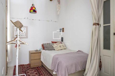 Huoneisto myytävänä Barcelona, Espanja, 3 makuuhuonetta, 118 m2 No. 192782 - kuva 14