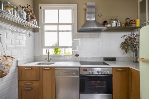 Huoneisto myytävänä Barcelona, Espanja, 3 makuuhuonetta, 118 m2 No. 192782 - kuva 11