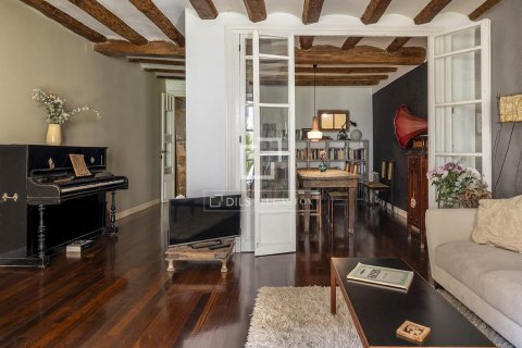 Huoneisto myytävänä Barcelona, Espanja, 3 makuuhuonetta, 118 m2 No. 192782 - kuva 6