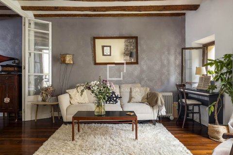 Huoneisto myytävänä Barcelona, Espanja, 3 makuuhuonetta, 118 m2 No. 192782 - kuva 2