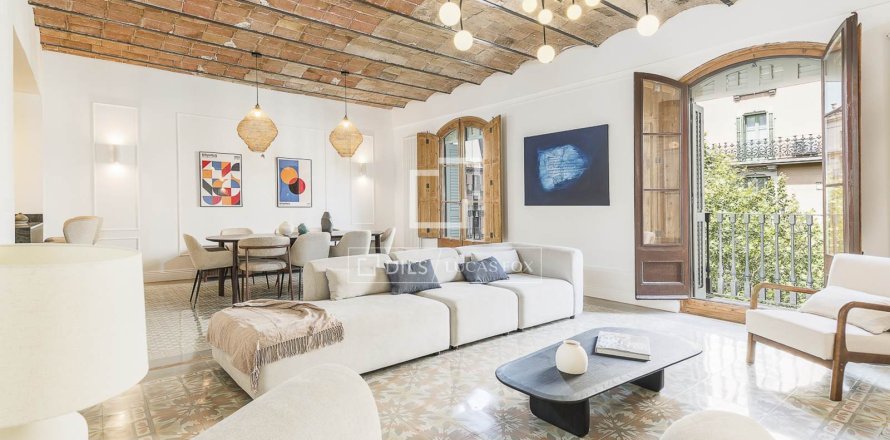 Wohnung in Barcelona, Spanien 4 Schlafzimmer, 224 m2 Nr. 192784