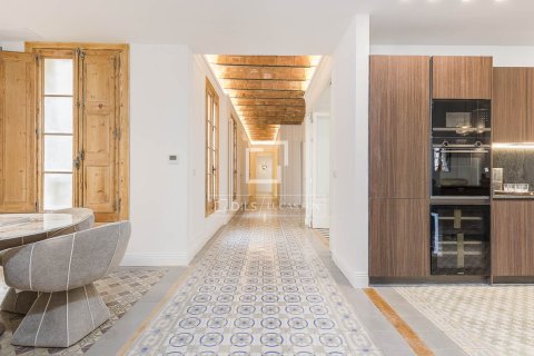 Wohnung zum Verkauf in Barcelona, Spanien 4 Schlafzimmer, 224 m2 Nr. 192784 - Foto 7