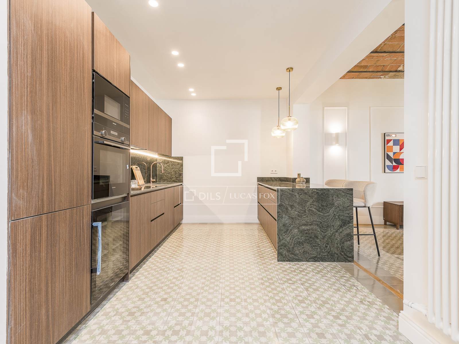 Apartment in Barcelona, Spain 4 bedrooms, 224 sq.m. No. 192784