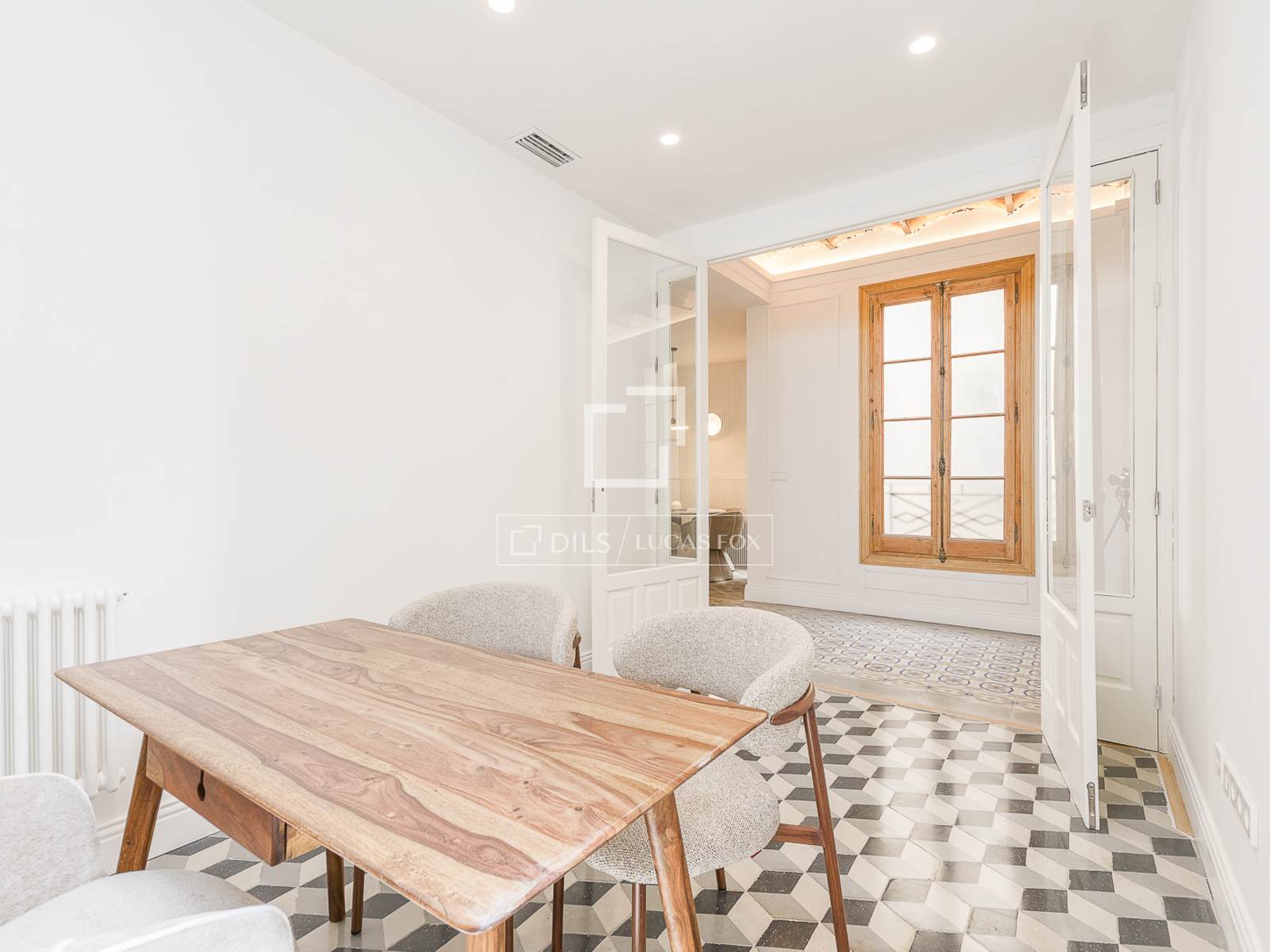Apartment in Barcelona, Spain 4 bedrooms, 224 sq.m. No. 192784