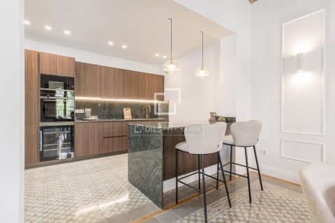 Wohnung zum Verkauf in Barcelona, Spanien 4 Schlafzimmer, 224 m2 Nr. 192784 - Foto 13