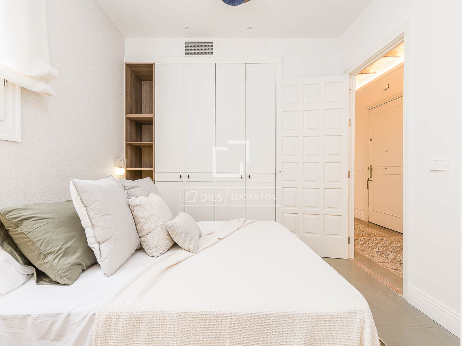Apartment in Barcelona, Spain 4 bedrooms, 224 sq.m. No. 192784