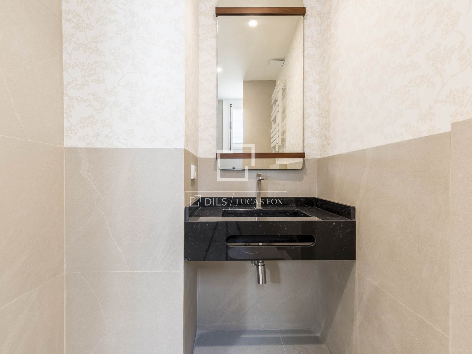 Apartment in Barcelona, Spain 4 bedrooms, 224 sq.m. No. 192784