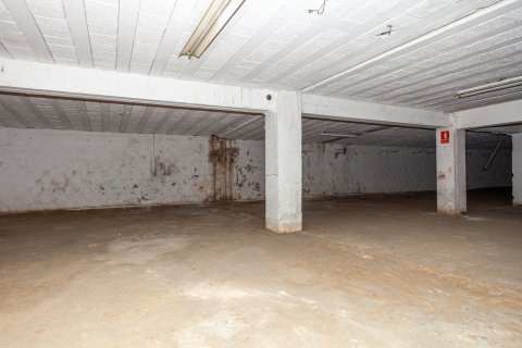 Garage zum Verkauf in Pineda de Mar, Barcelona, Spanien 283 m2 Nr. 167248 - Foto 5