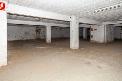 Garage zum Verkauf in Pineda de Mar, Barcelona, Spanien 283 m2 Nr. 167248 - Foto 3