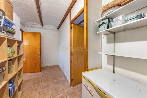 House à vendre à Santa Eulalia De Roncana, Barcelona, Espagne, 6 chambres, 202 m2 No. 166998 - photo 26