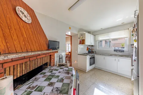 House à vendre à Santa Eulalia De Roncana, Barcelona, Espagne, 6 chambres, 202 m2 No. 166998 - photo 2