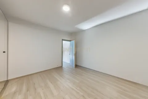 House à vendre à Santa Eulalia De Roncana, Barcelona, Espagne, 6 chambres, 202 m2 No. 166998 - photo 6