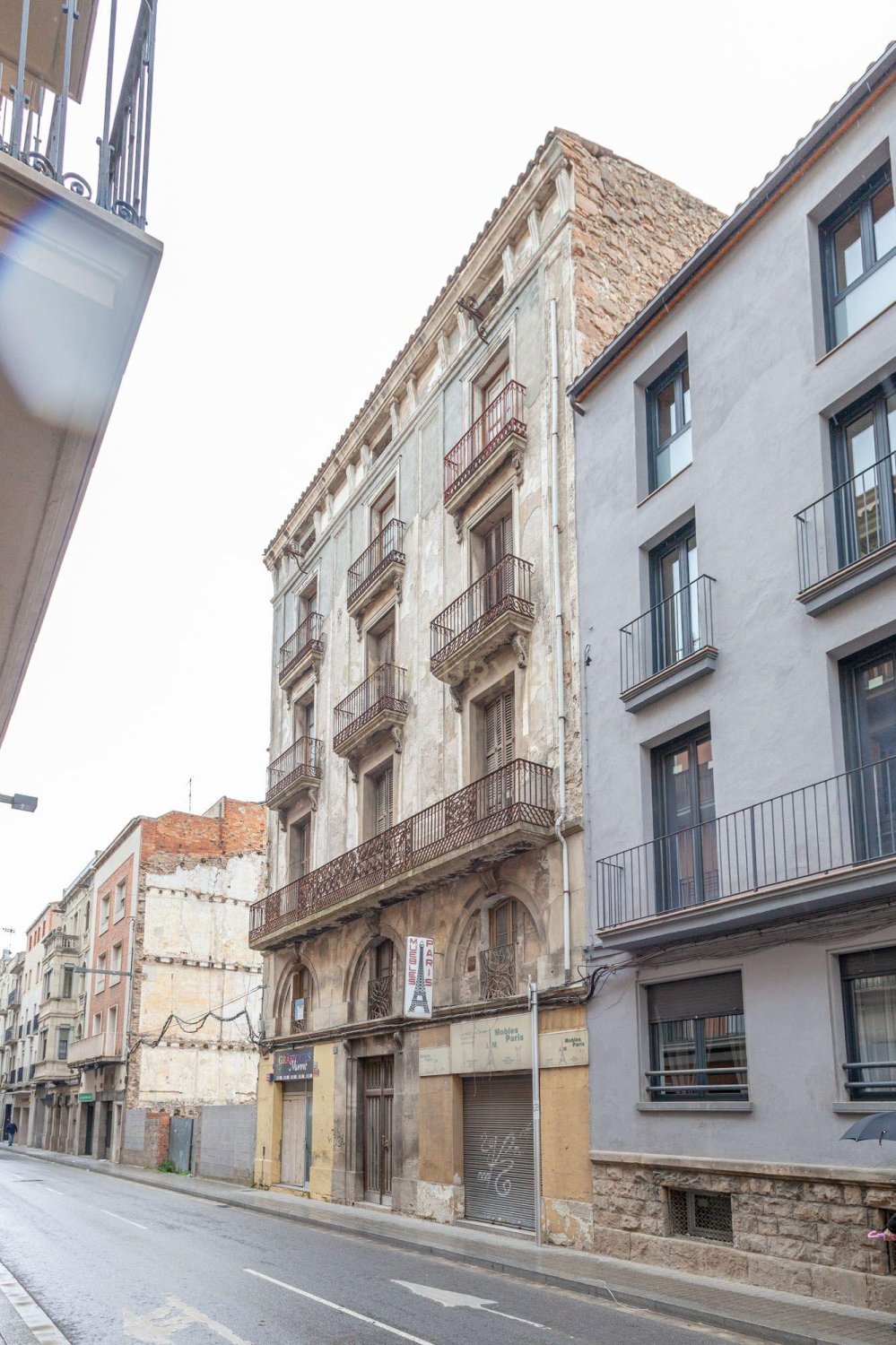 Kommersiell fastighet i Igualada, Barcelona, Spanien 1531 kvm. Nr. 167247