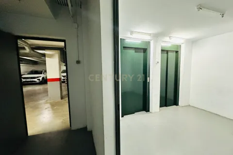 Apartamento en venta en Sabadell, Barcelona, España 4 dormitorios, 103 m2 No. 167000 - foto 26