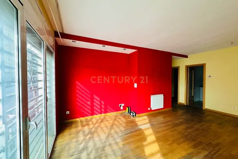 Huoneisto myytävänä Sabadell, Barcelona, Espanja, 4 makuuhuonetta, 103 m2 No. 167000 - kuva 3