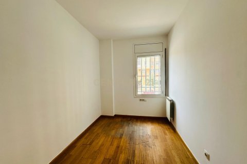 Apartamento en venta en Sabadell, Barcelona, España 4 dormitorios, 103 m2 No. 167000 - foto 16