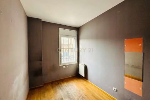 Huoneisto myytävänä Sabadell, Barcelona, Espanja, 4 makuuhuonetta, 103 m2 No. 167000 - kuva 28