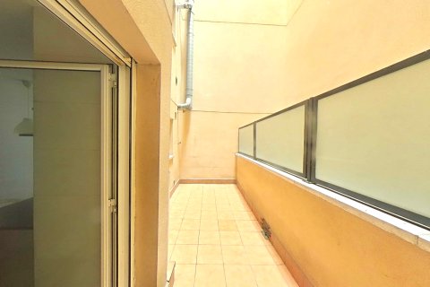 Huoneisto myytävänä Sabadell, Barcelona, Espanja, 4 makuuhuonetta, 103 m2 No. 167000 - kuva 15