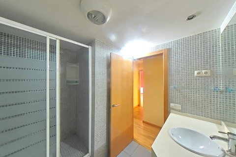 Apartamento en venta en Sabadell, Barcelona, España 4 dormitorios, 103 m2 No. 167000 - foto 21