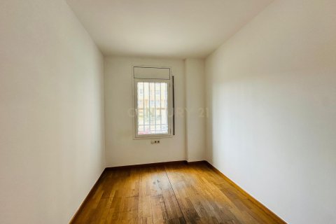 Apartamento en venta en Sabadell, Barcelona, España 4 dormitorios, 103 m2 No. 167000 - foto 17