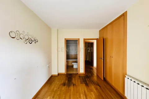 Huoneisto myytävänä Sabadell, Barcelona, Espanja, 4 makuuhuonetta, 103 m2 No. 167000 - kuva 22