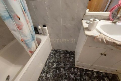 Apartament w Viladecans, Barcelona, Hiszpania 4 sypialnie, 103 mkw. nr 167245 – zdjęcie 13