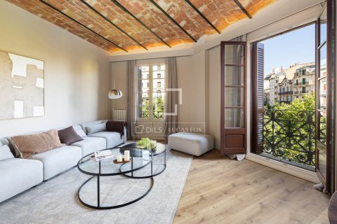 Wohnung zum Verkauf in Barcelona, Spanien 4 Schlafzimmer, 189 m2 Nr. 192528 - Foto 2