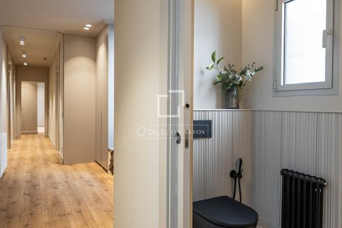 Wohnung zum Verkauf in Barcelona, Spanien 4 Schlafzimmer, 189 m2 Nr. 192528 - Foto 17